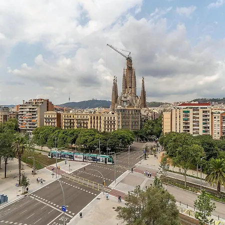 Ab Sagrada Familia Views-2